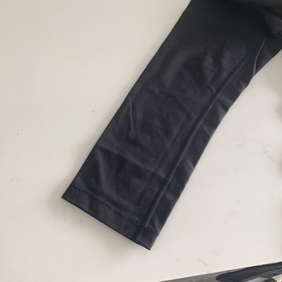 Lulu Lemon Size 4 Leggings - Picture 3 of 8